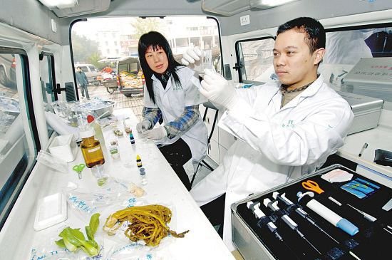 av无码+高潮+白丝 移动检测车能快速高效的对食品进行检测