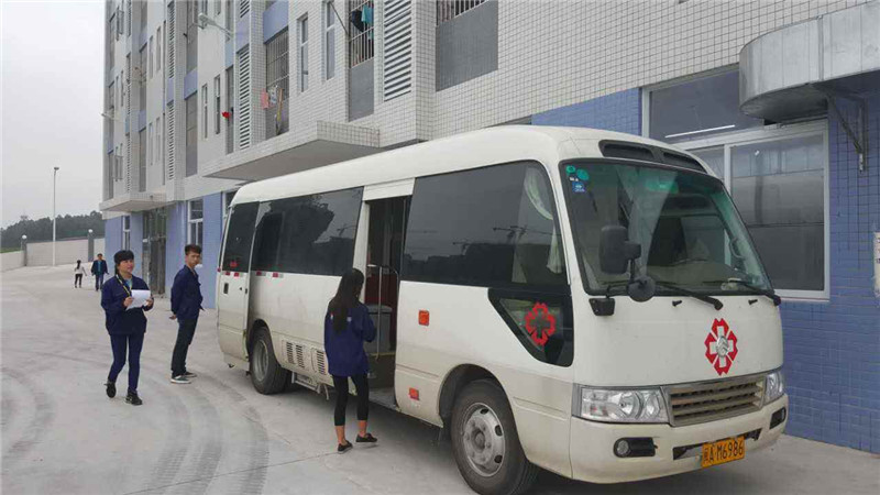 av无码+高潮+白丝 移动体检车为何越来越受市场欢迎